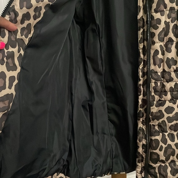 Women’s jacket - Picture 4 of 9